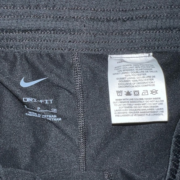 Nike Running Shorts Black with Built In Biker Shorts Size Small - Picture 7 of 9